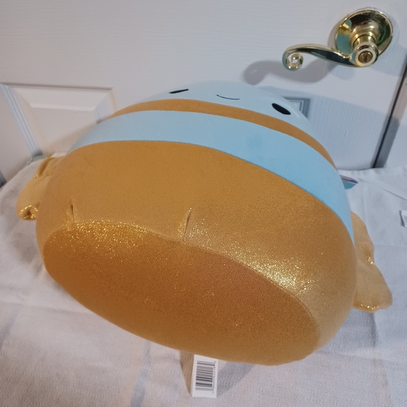 Large Squishmallows adopt me queen bee plush 16" new. - Picture 4 of 4